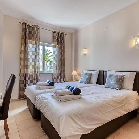99b Aldeia Golfmar - Superb 2 Bedroom * קארבואירו