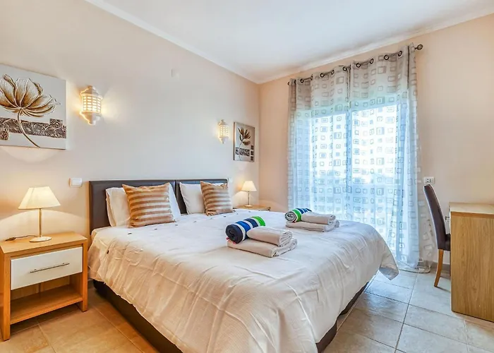 99b Aldeia Golfmar - Superb 2 Bedroom Σπίτι διακοπών *